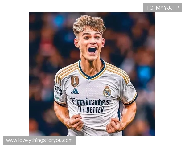 皇马中锋短缺问题持续加剧，对赛季阵容稳定性造成影响。